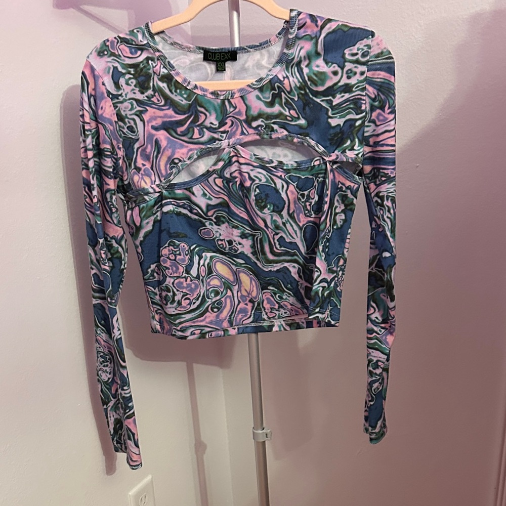 NWOT Club Exx Techno Angel Long Sleeve Crop Top
